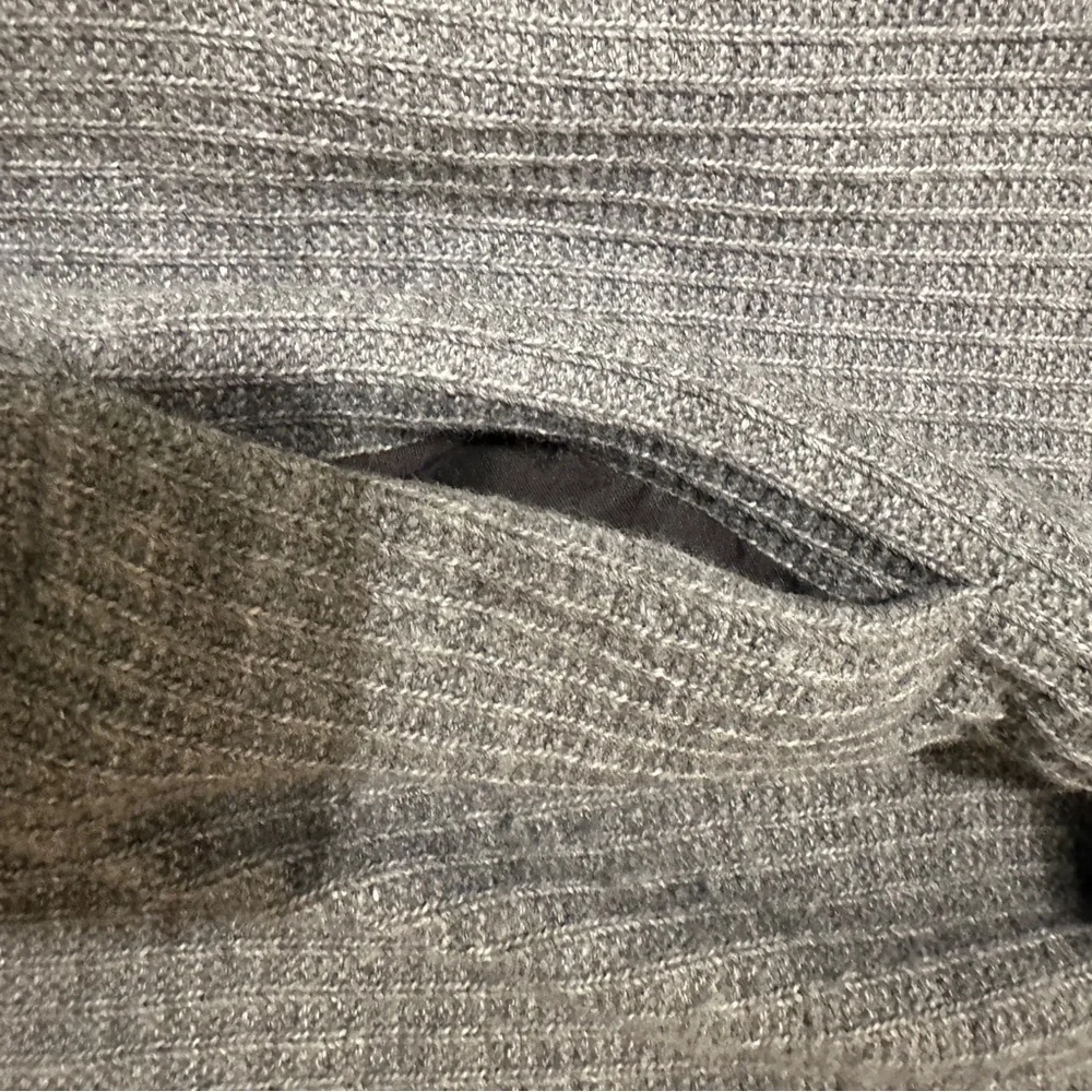 Sweater House vintage turtleneck